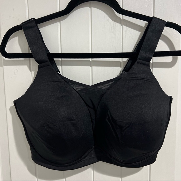 LIVI Activewear Medium Impact Wireless Black Wicking Yoga Sports Bra Plus 38F - Picture 1 of 12